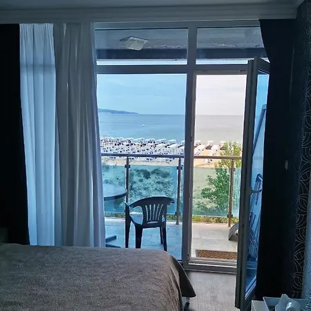 Apartment Albena suite *